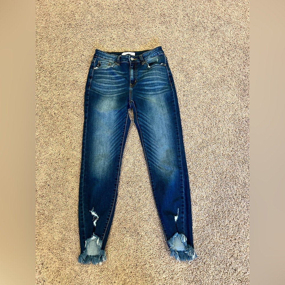 KanCan Frayed Edge Distressed Jeans